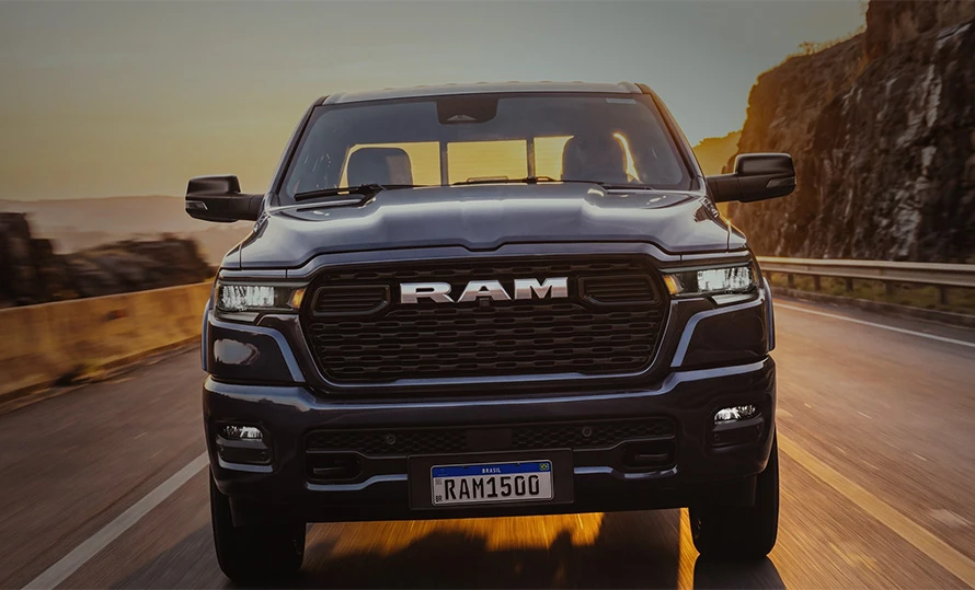 ram-1500-conteudo-destaques (3).webp?v=1786133918?v=1786136380